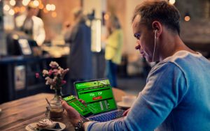 8XBET Chăm Sóc Khách Hàng – Nơi Bạn Được Quan Tâm Chu Đáo