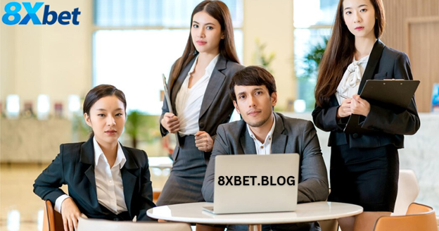 Chính sách nhân sự đa dạng 8xbet, môi trường làm việc chuyên nghiệp